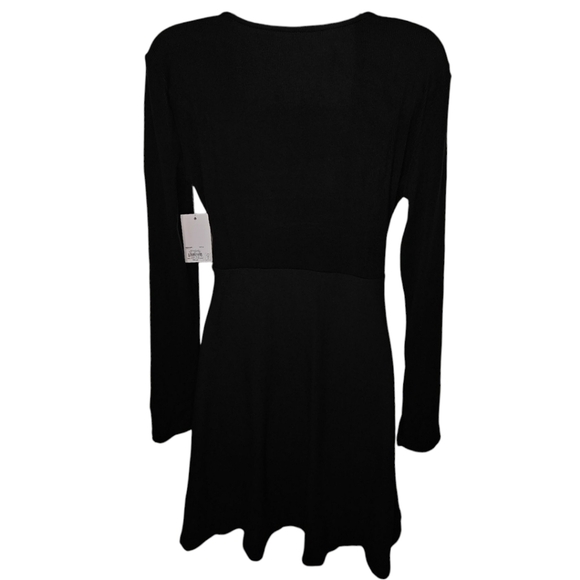 NWT SO Cross Over Wrap Bodice Skater Long Sleeve Dress - Picture 2 of 4